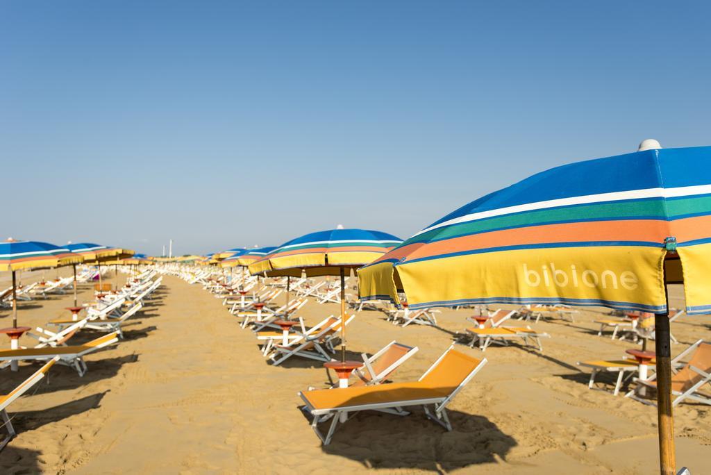 Appartamenti Alaska Bibione Eksteriør billede